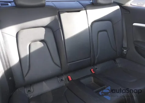 2012 Audi A5 2.0T Premium z USA, uszkodzony, nr VIN WAULFAFR0CA005105